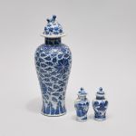 936 6022 VASES AND COVERS